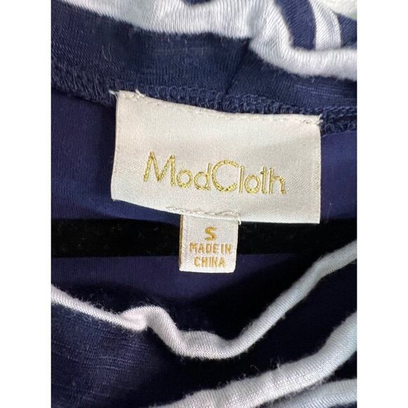 ModCloth Long Sleeve Mock Neck Blouse. Blue & White. Size Small - Picture 3 of 9